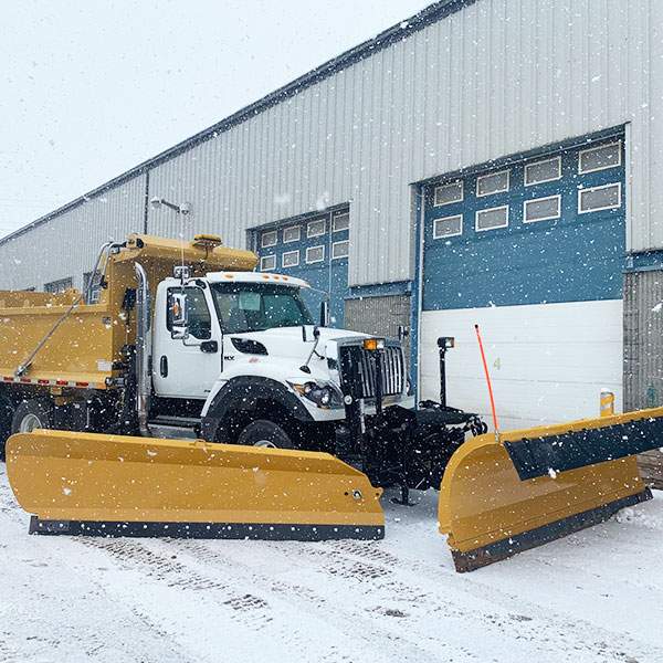 Déneigement & déglaçage, Équipements Twin